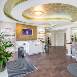 Larima Salon