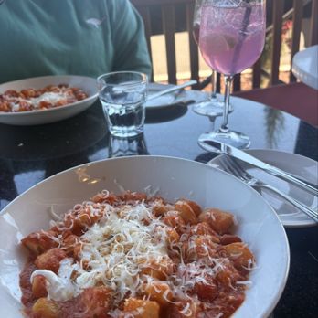 Casadoro - Cocktail Bars Near Me - Newington, Connecticut