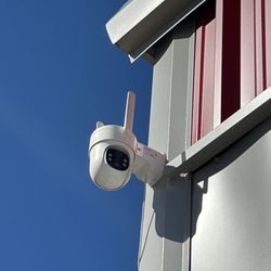Kingfisher Toy Storage - Security cameras for your safety