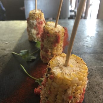 Commodore Bob's Yacht Club - Gastropubs Near Me - Starkville, Mississippi