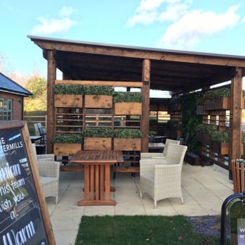 The Two Watermills - Gastropubs Near Me - Newbury, WBK The Two Watermills - Gastropubs Near Me - Newbury, WBK