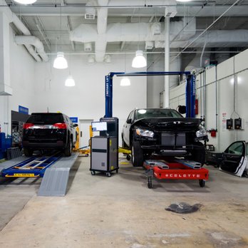 Baker Collision Center - Body Shops Near Me - Charleston, South Carolina Baker Collision Center - Body Shops Near Me - Charleston, South Carolina