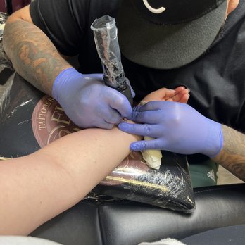 Monarca tattoo studio - Tattoo Near Me - Vallejo, California