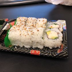 Red Bento - Cali roll