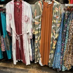 Henna Shoppe - Clothing