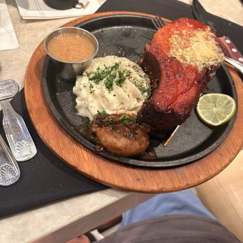Perry's Steakhouse & Grille - Domain Northside - Steakhouses Near Me - Austin, Texas Perry's Steakhouse & Grille - Domain Northside - Steakhouses Near Me - Austin, Texas