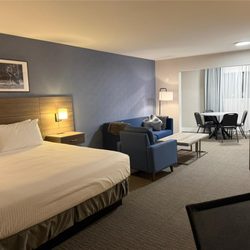 Anchor Inn & Suites - Suite King