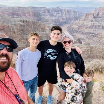 MaxTour - Bus Tours Near Me - Las Vegas, Nevada