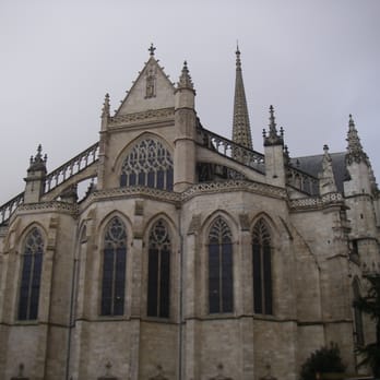 Place Saint-Michel - Public Plazas Near Me