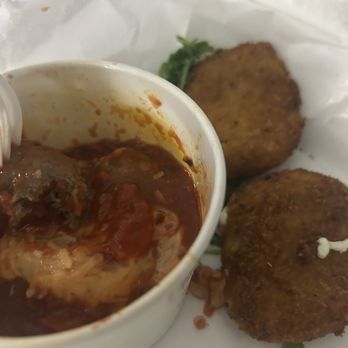 Barrel 17 - Wagyu meatballs and fried mozzarella - New American Near Me - Virginia Beach, Virginia