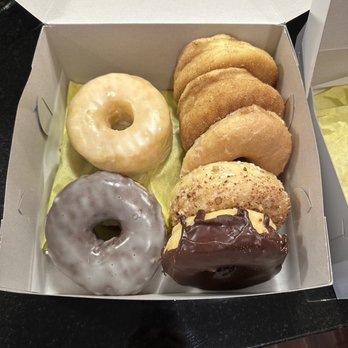 Monarch Donuts - Donuts Near Me - Arcadia, California