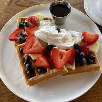 Cafenated Coffee - Waffle with pineapple - Breakfast & Brunch Near Me - Berkeley, California Cafenated Coffee - Waffle with pineapple - Breakfast & Brunch Near Me - Berkeley, California