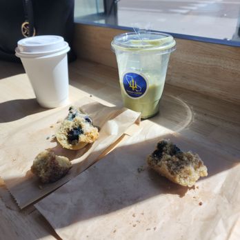 Trident Coffee - Blueberry crumble and churro donut with matcha Latte and cognitive mushroom latte - Coffee & Tea Near Me - San Diego, California Trident Coffee - Blueberry crumble and churro donut with matcha Latte and cognitive mushroom latte - Coffee & Tea Near Me - San Diego, California