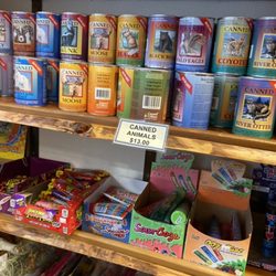 Yippy I-O Candy Co.