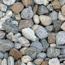 Western Materials - Beautiful yet simple 3/4 Gravel upclose. Its great for water saving and Its more affordable than more expensive colored decorative rock.