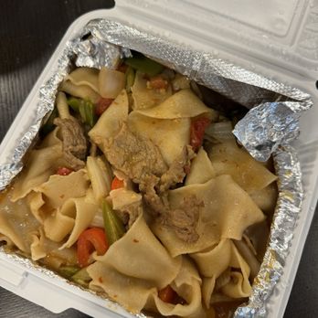 Taibat - Flat Noodle Chow Mein - Halal Near Me - Artesia, California Taibat - Flat Noodle Chow Mein - Halal Near Me - Artesia, California
