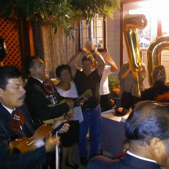 Serenatas Directo - They got the crowd going! - Music Venues Near Me - Milpitas, California