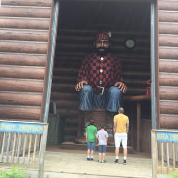 Paul Bunyan Land - Hands in your pockets - respect the statue!! - Amusement Parks Near Me - Brainerd, Minnesota