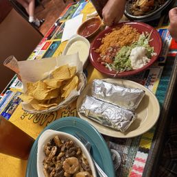El Barco & Texas Fajitas . El Barco & Texas Fajitas .