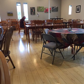Creswell Bakery - Dining area - Breakfast & Brunch Near Me - Creswell, Oregon