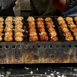 KARLSBALLS - The Legendary Grill
