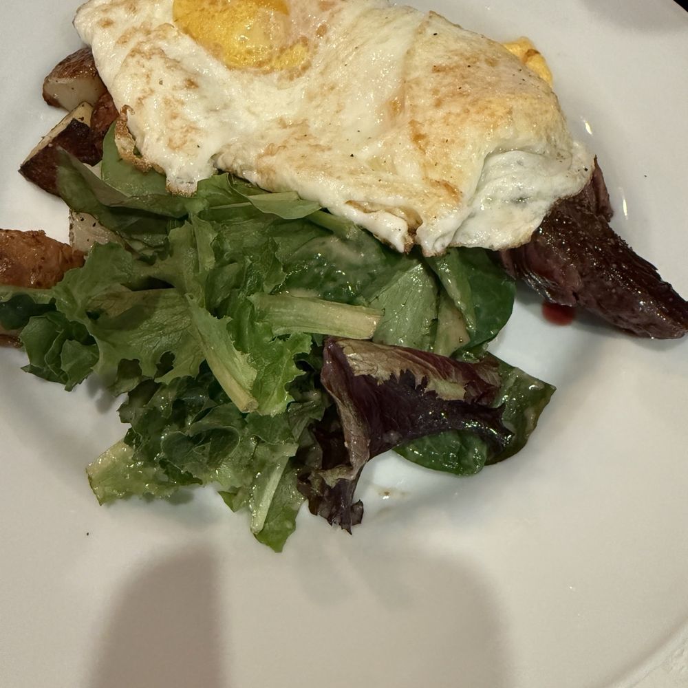 Mexique cafe - Steak and eggs - French Near Me - Brooklyn, New York