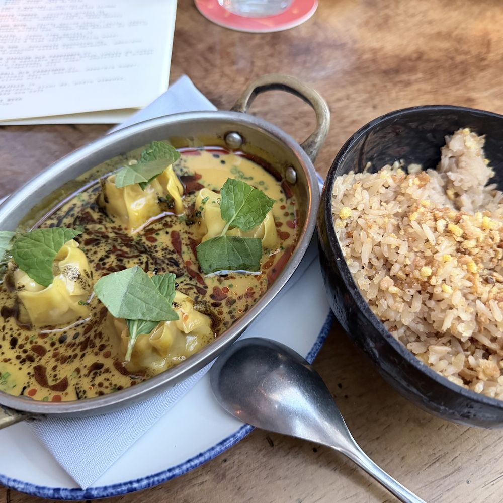 Si! Mon - Afro-Caribbean Shrimp Dumplings with Coconut Rice - Latin American Near Me - Los Angeles, California
