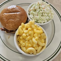 King's Chicken Rotisserie & More - Pulled chicken sandwich