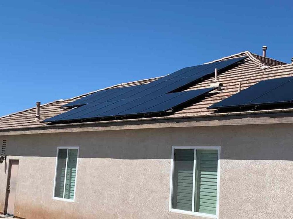 Slide of Bundle, A Solar Company