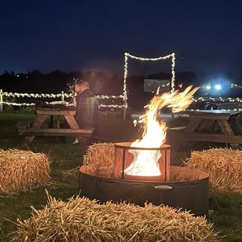 Harvest Spirits - Cozy family atmosphere - Distilleries Near Me - Valatie, New York