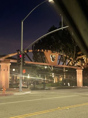 Stay Home Friend (formerly Mindfulnest) by null