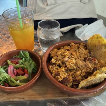 Donostia - Maposteado de Pollo - Tapas Bars Near Me - San Juan, Puerto Rico