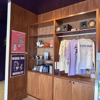 Smoking Tiger Coffee Lab - Merch - Cafes Near Me - Arcadia, California