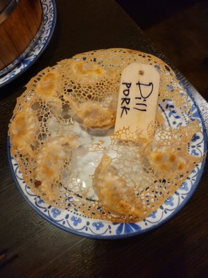 FEAST - Artisan Dumpling, Poke and Tea House 家宴 by null