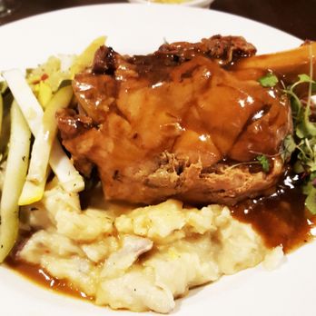 Mariner Grille - Osso bucco - 4.5 stars! - Seafood Near Me - Narragansett, Rhode Island Mariner Grille - Osso bucco - 4.5 stars! - Seafood Near Me - Narragansett, Rhode Island