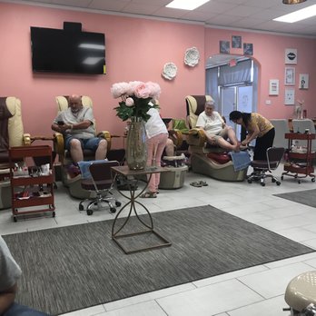 Luxury Nail Spa - Large spa - Nail Salons Near Me - Temple, Texas Luxury Nail Spa - Large spa - Nail Salons Near Me - Temple, Texas