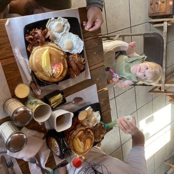 Wara’s - Breakfast & Brunch Near Me - Ensenada, BCN
