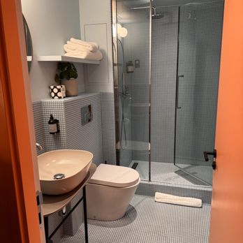 Bermonds Locke, Tower Bridge - Hotels Near Me - London, XGL