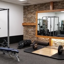 Quest Fitness - NEW! Squat Room