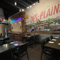 5th Avenue Sushi - Dining area