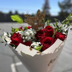 Santos Flowers Las Vegas.