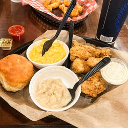 Mama's Chicken Kitchen - Chicken tenders, Mac-N-Cheese, Chicken & Dumplings and biscuit.