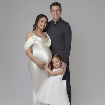Raz Nateghi Studio - Orange County Studio Maternity/Family Session - Session Photography Near Me Raz Nateghi Studio - Orange County Studio Maternity/Family Session - Session Photography Near Me