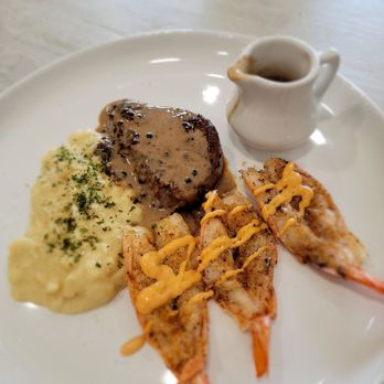 Black Pork - Pepper crushed Filet and Shrimp - Smokehouse Near Me - Long Beach , California
