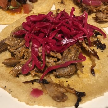 Restaurant Mole Del Rey - Cochinita pibil taco - Mexican Near Me - Bell, California Restaurant Mole Del Rey - Cochinita pibil taco - Mexican Near Me - Bell, California
