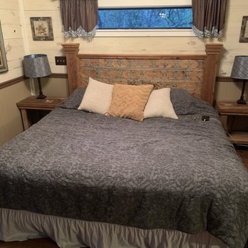 Scenic Hill Retreat - Bed & Breakfast Near Me - Brenham, Texas Scenic Hill Retreat - Bed & Breakfast Near Me - Brenham, Texas