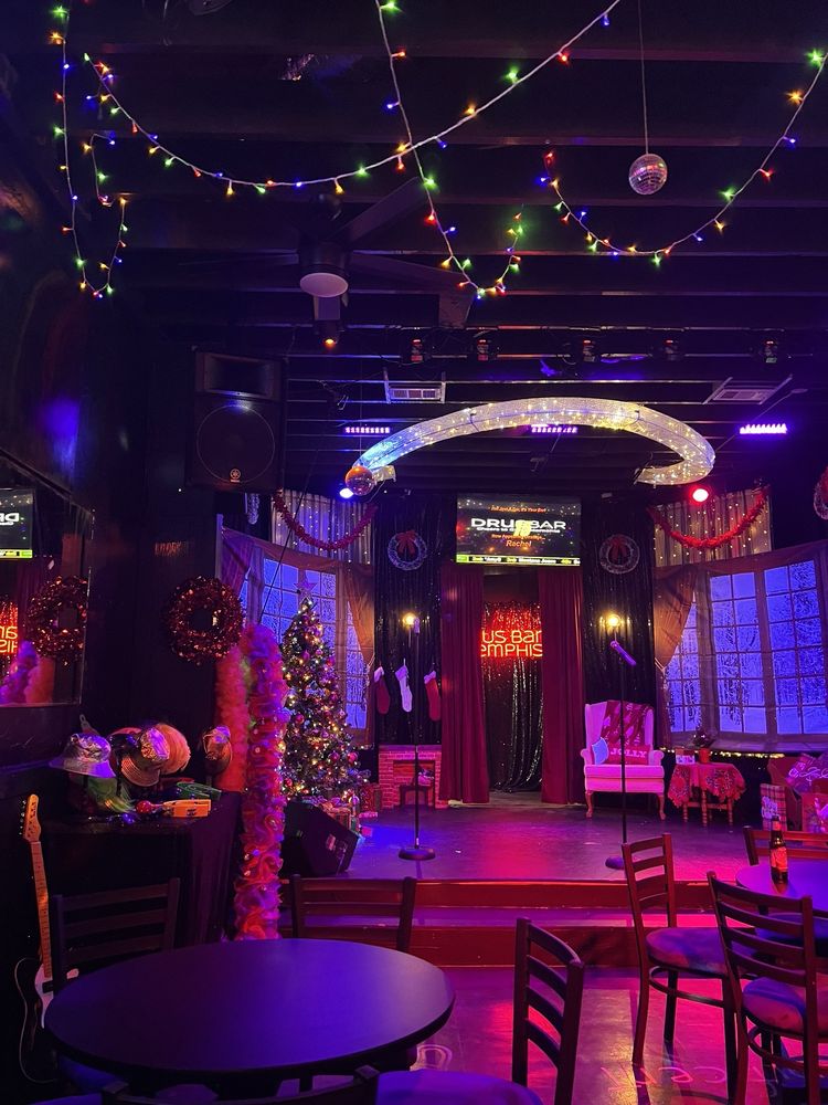 Social spots from Dru's Place