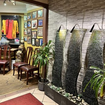 Kirin Restaurant - Seafood Near Me - Honolulu, Hawaii