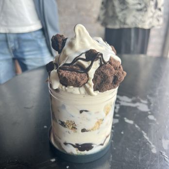 Milk Bar - Bakeries Near Me - Brooklyn, New York