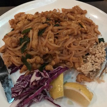 Fusion Bowl - Pad thai - Sushi Bars Near Me - Mooresville, North Carolina